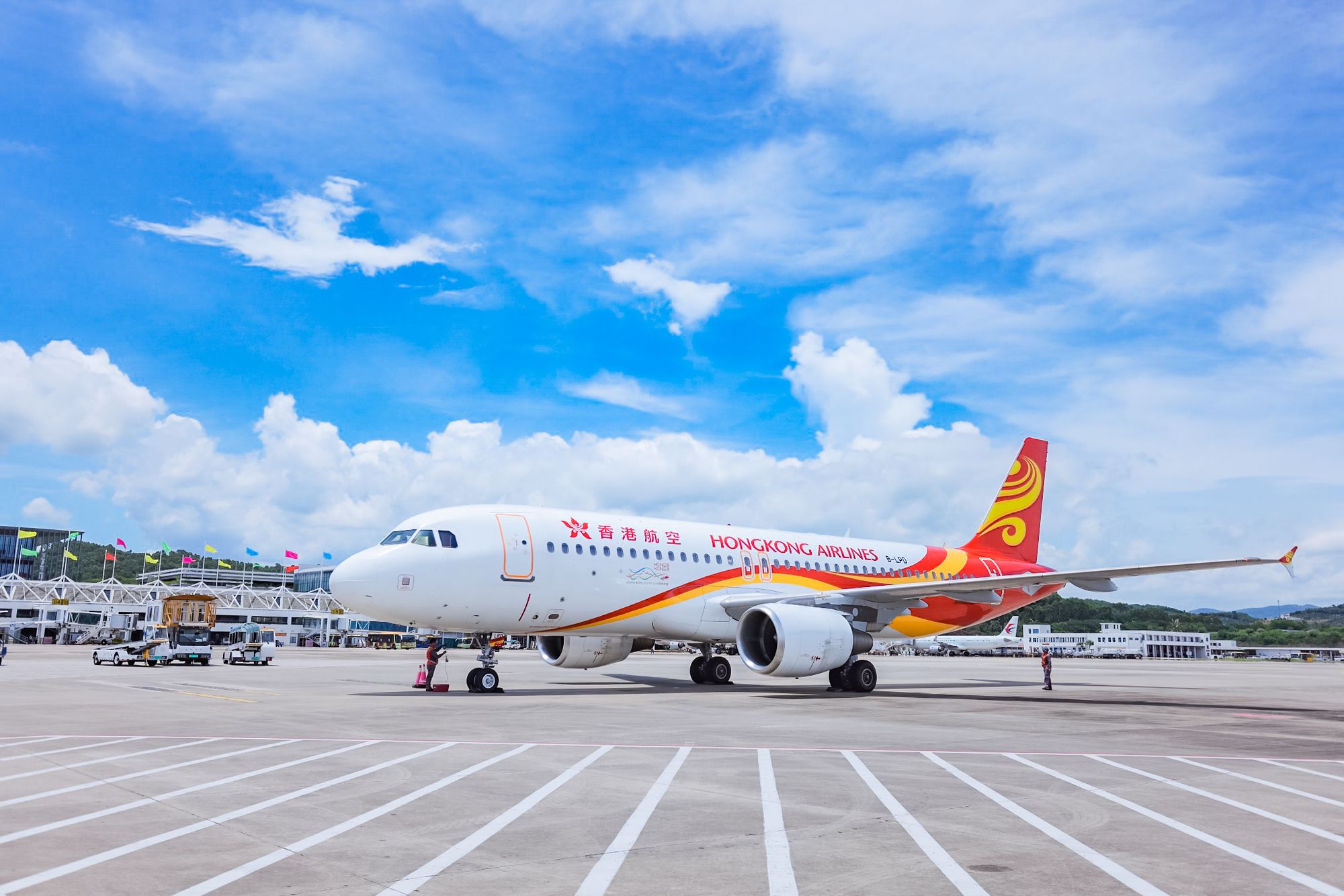 Hong Kong Airlines Resumes Sanya Service Sanya Phoenix International