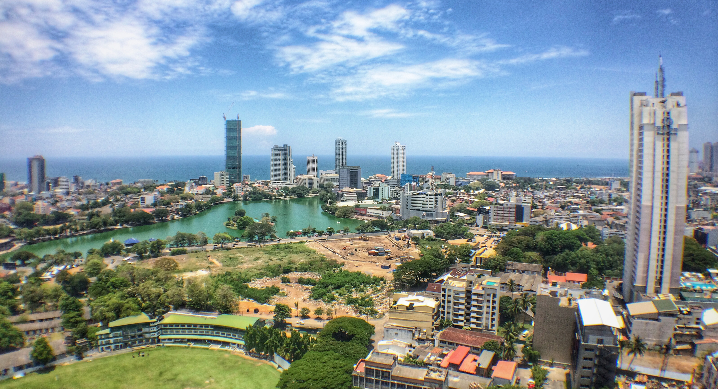 Крупные города шри ланки. Шри Ланка столица Коломбо. Столица Шри Ланке Джаяварденепура котте. Столица Шри Ланка Ланка Коломбо. Город Шри-Джаяварденепура-котте.