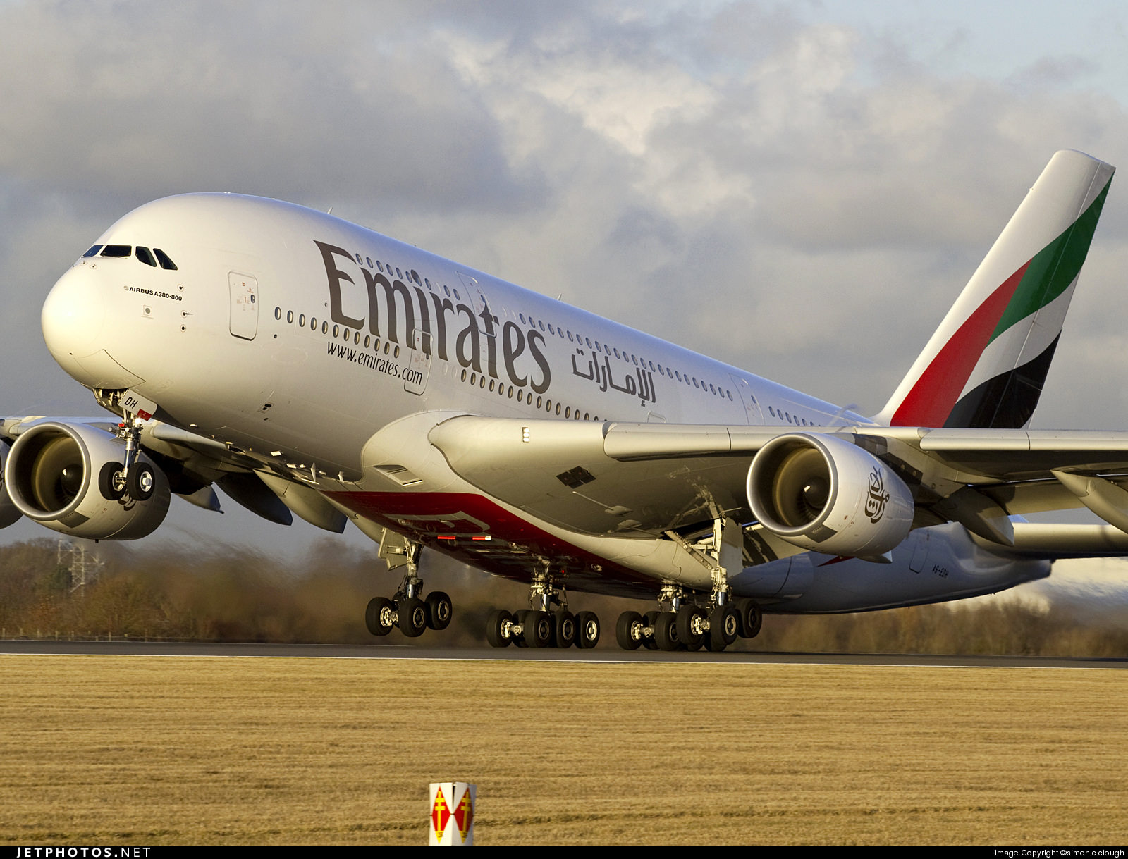 EMP arranges A380 Lease for Emirates with Korean Lenders