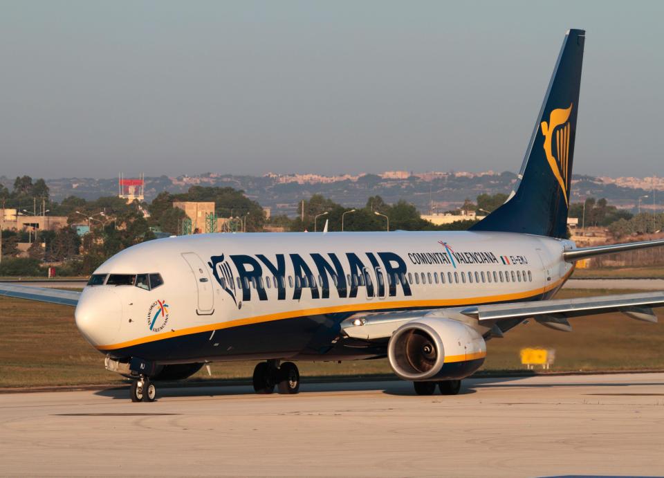 Ryanair Announces 10 New French Winter 2018 Routes & Plans French Bases