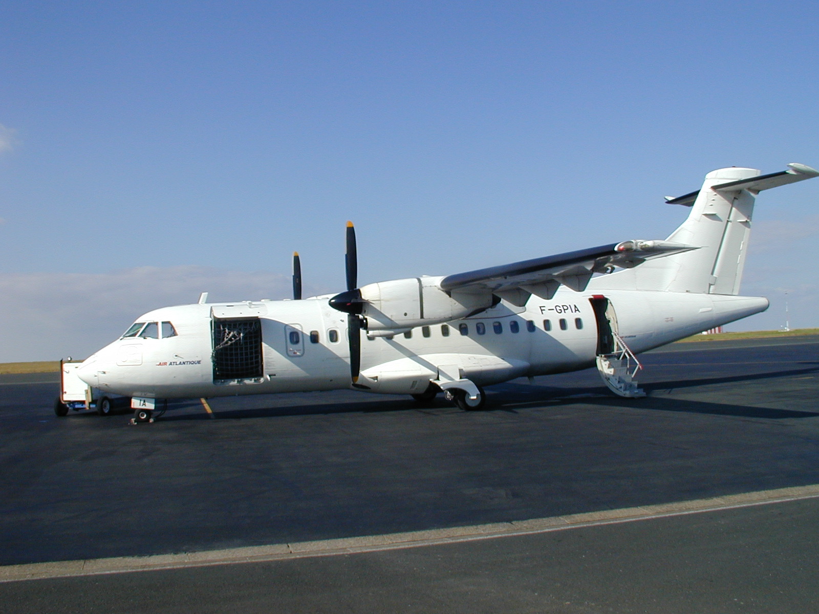 Airstream Mandated to Remarket 2 x ATR72-500 and 2 x ATR42-300 Aircraft