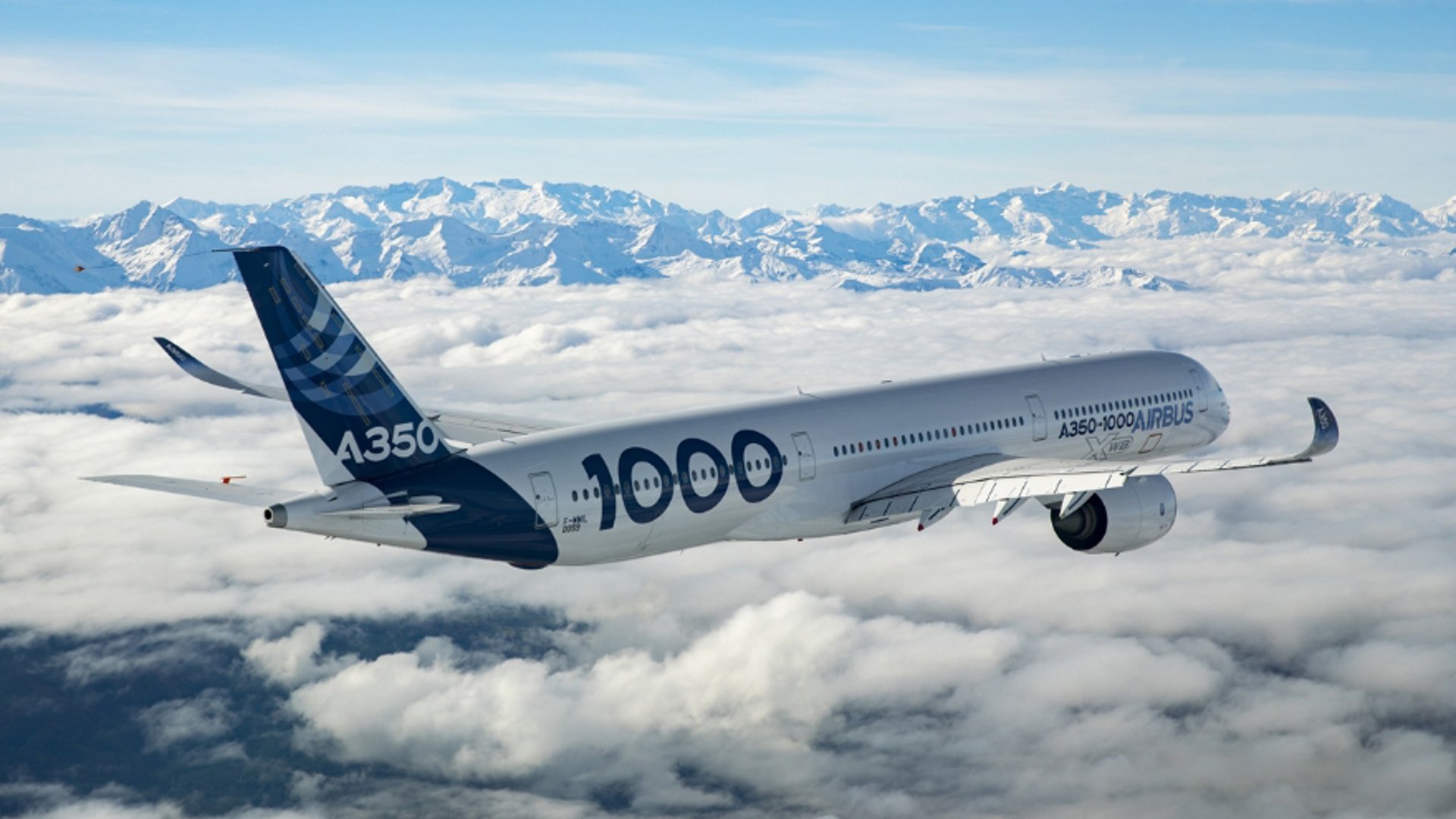 Слово аэробус. Airbus a350. Аэробус а350 1000. Airbus a350 1000 XWB. Эйрбас 350.