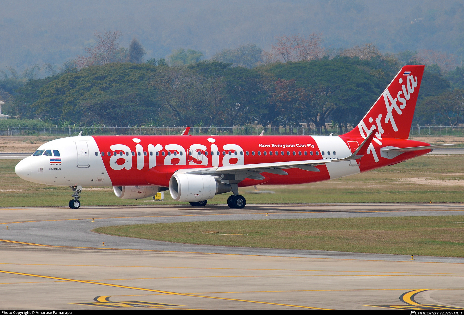 Air asia. AIRASIA Airbus а320. А-320 Air Asia. Посадка самолета Airbus 320. Airbus a340 Air Asia x.