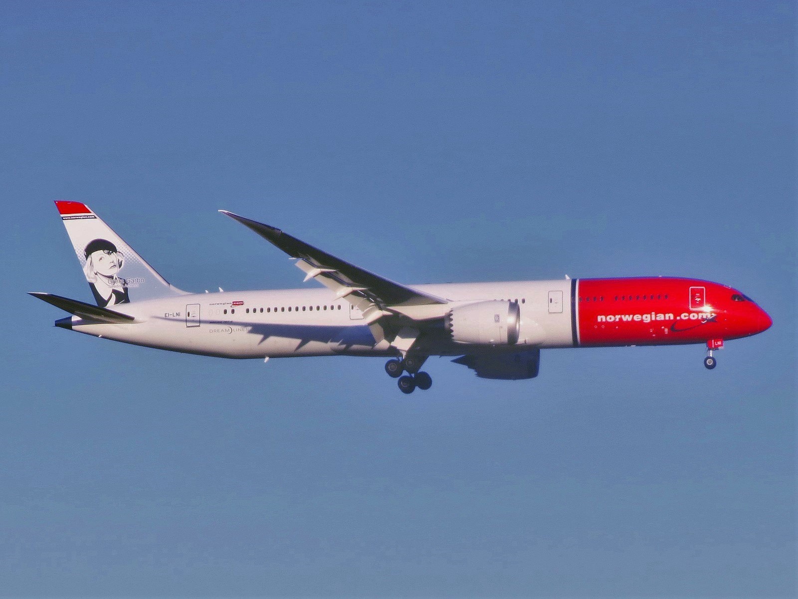 Norwegian To Operate Boeing 787 Dreamliner From Dublin In Response Suspended 737 Max Operations
