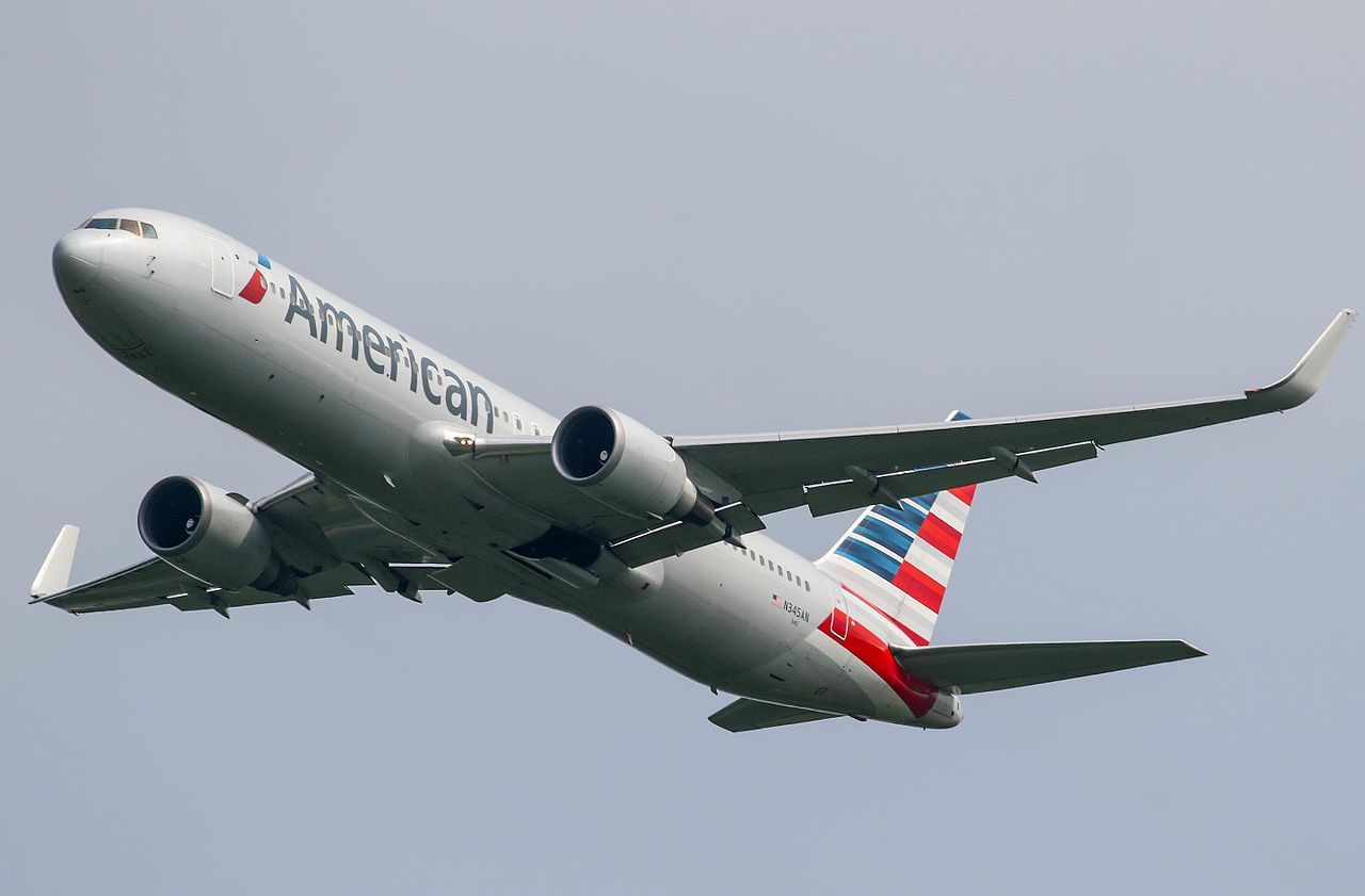 American Airlines Group Announces Proposed Offerings of Common Stock
