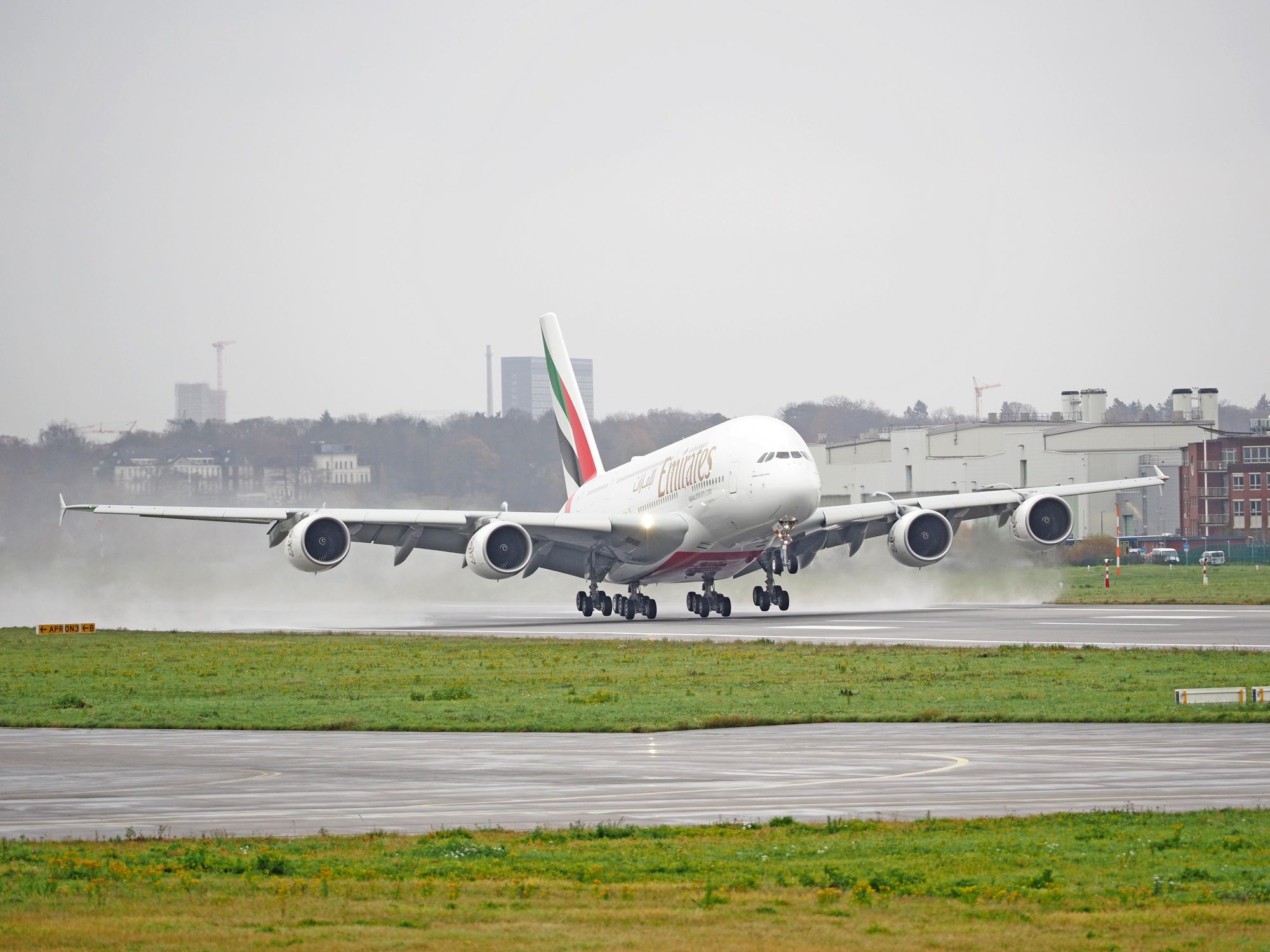 emirates-completes-a380-fleet-with-123rd-delivery-of-iconic-aircraft