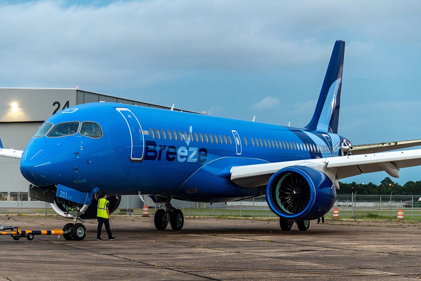 Vah Takes Delivery Of Its First New Airbus A220 6982