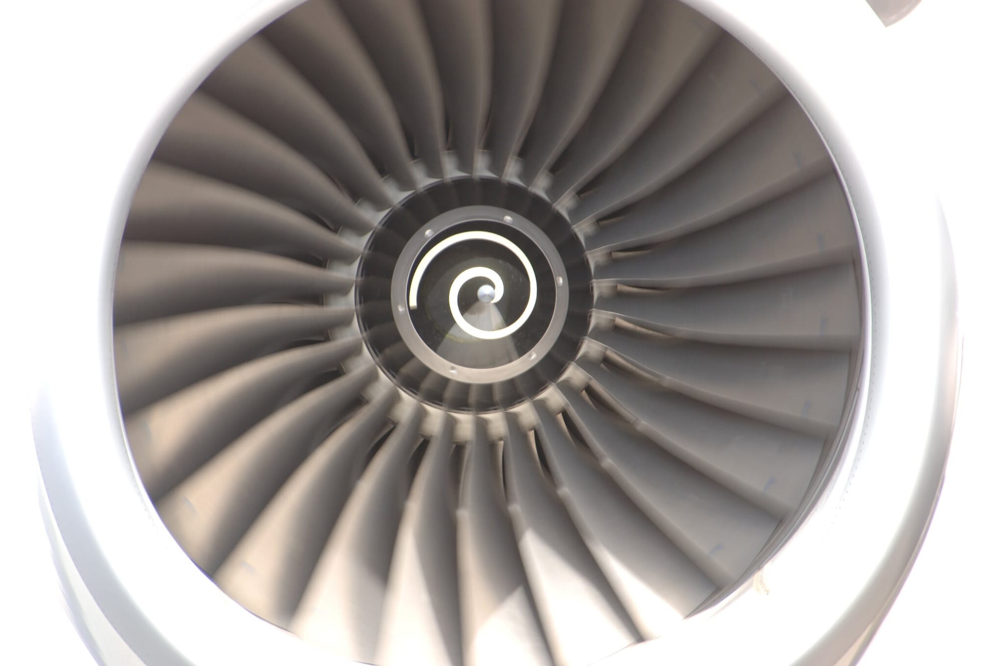 Exclusive Rolls-Royce Trent 700 Aero Engine Management Partnership between Acumen Aviation and Aerolease Aviation