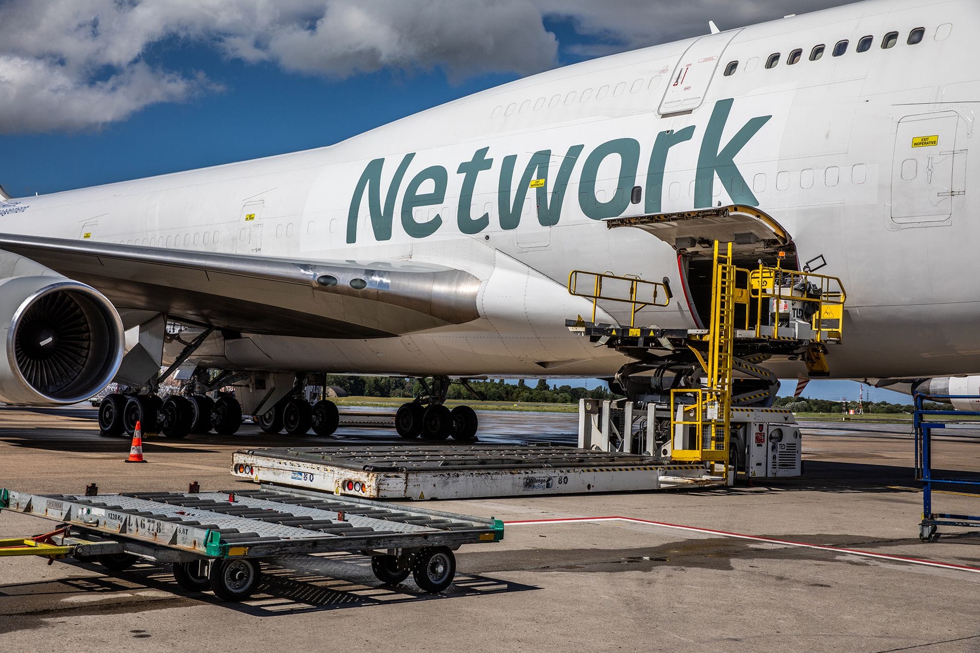 Network Airline Management Expands Fleet with Additional B747F Aircraft